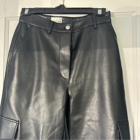 Wilfred free Aritzia faux leather cargo pants - Picture 2 of 6